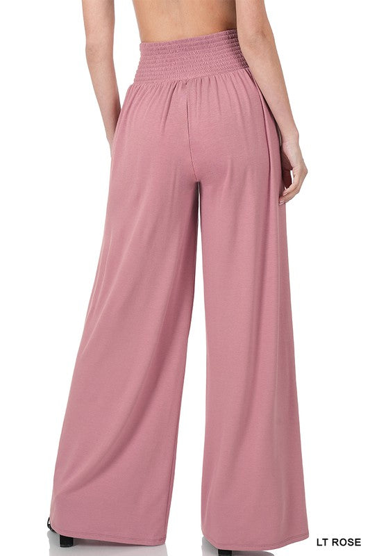 Pantalones anchos con cintura fruncida